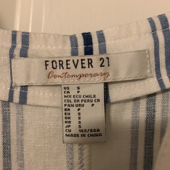 White and blue striped dress - Picture 2 of 4